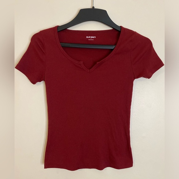 Old Navy Tops - Old Navy Women's Cotton blend Short Sleeve Ribbed Tee - Burgundy